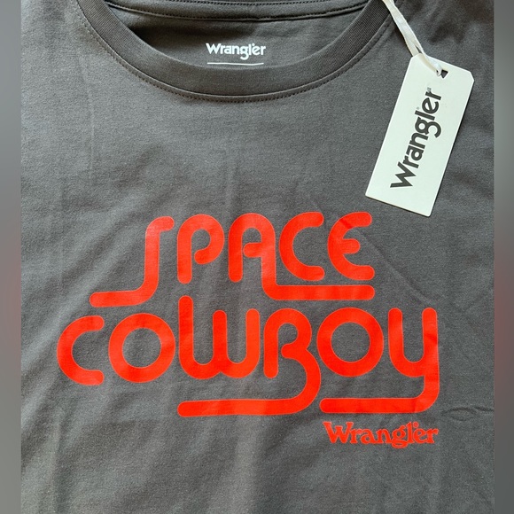 Wrangler “space cowboy” crop top, Large - Picture 3 of 6
